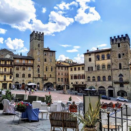 Il Castello Apartment Bucine Luaran gambar