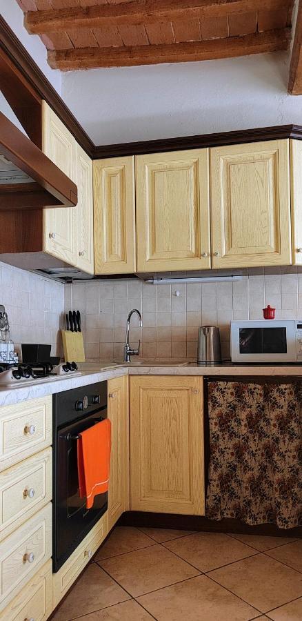 Il Castello Apartment Bucine Luaran gambar